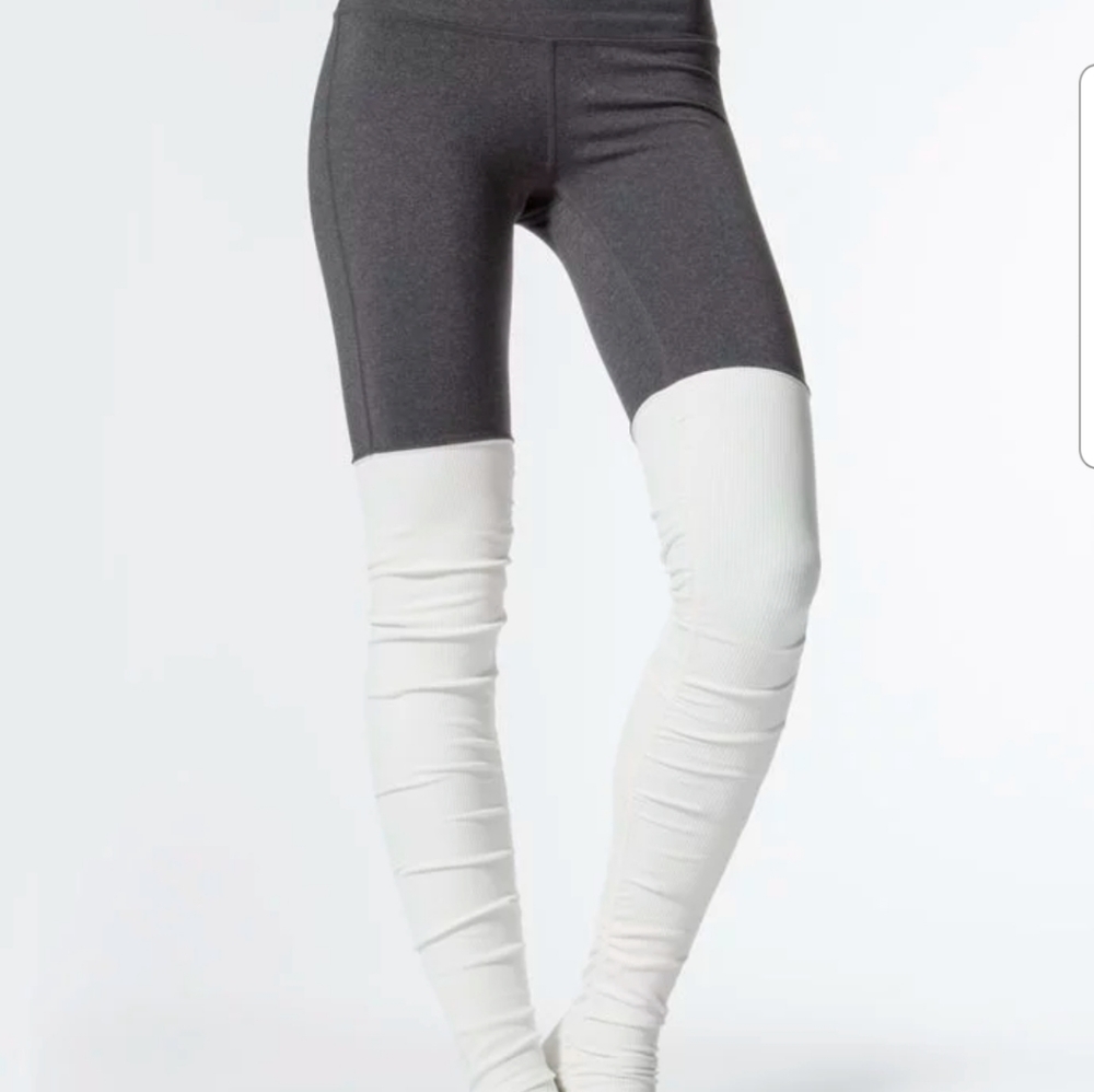 ALO yoga goddess leggings stormy Heather/natural